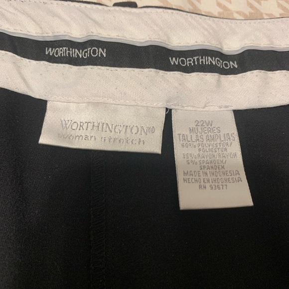 Worthington black stretch career pants. Wide leg. Size 22W. - Picture 4 of 4